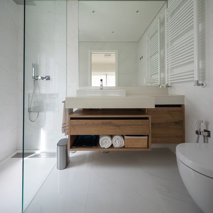 Móvel W.C. em termolaminado