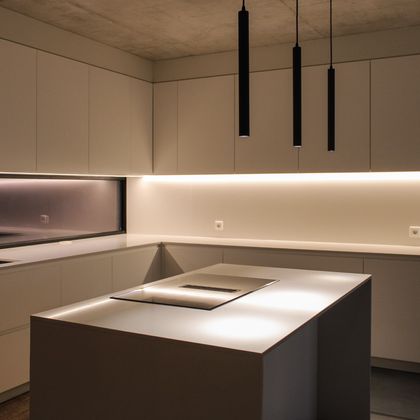 1/4  Cozinha em lacado